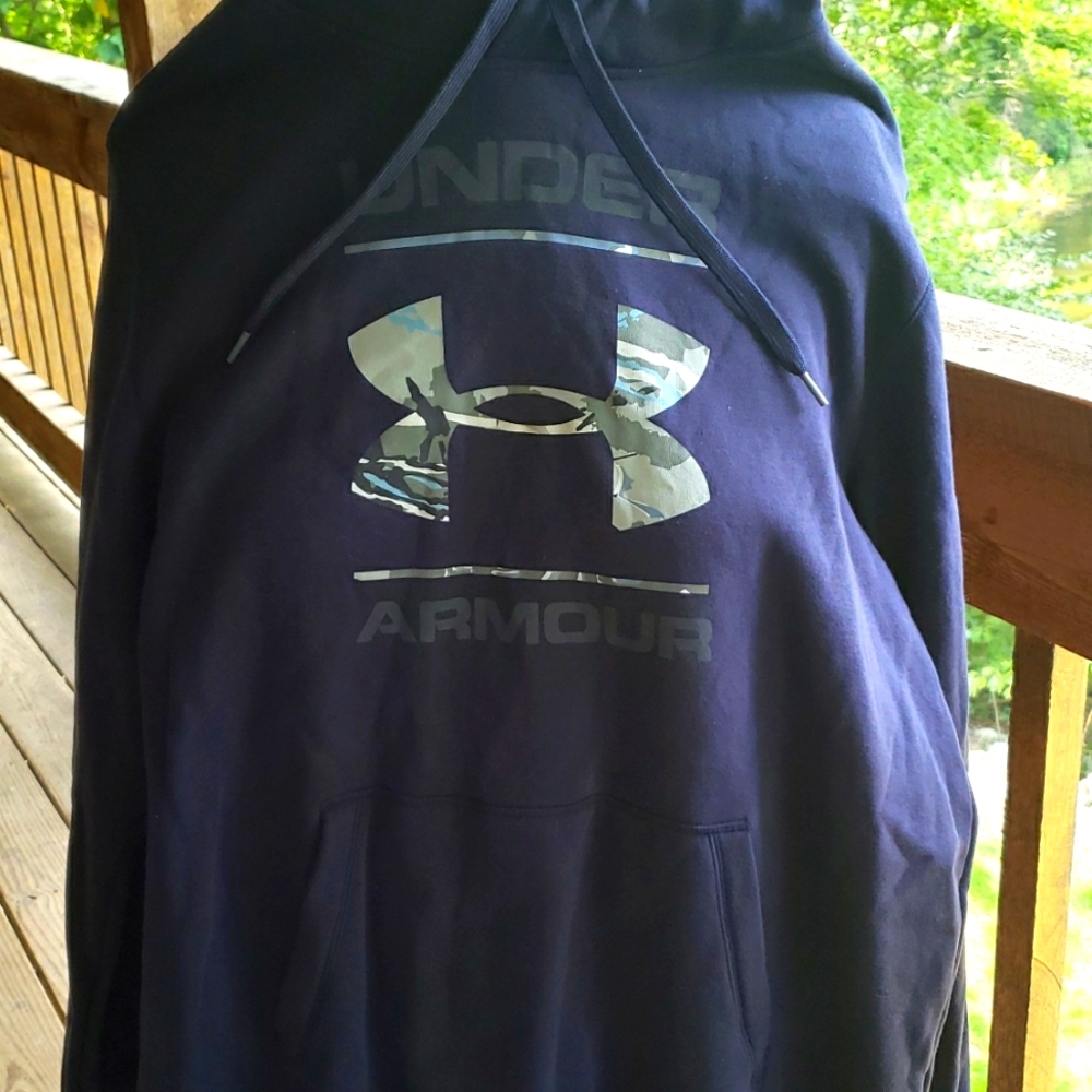 Under Armour Hoodie